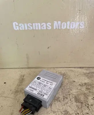 BMW 5 E60 E61 Tow bar trailer control unit/module 6952615
