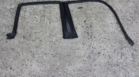 Subaru Forester SG Rubber seal loading door 