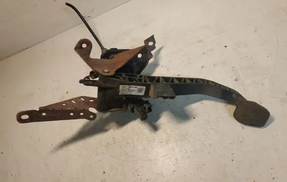 Clutch pedal