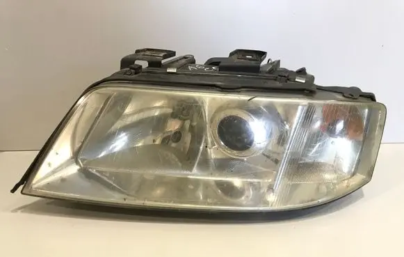 Audi A6 S6 C5 4B Headlight/headlamp 14847300