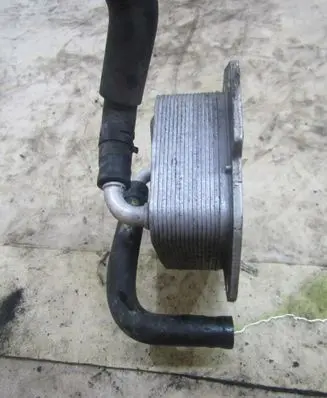 Mazda 3 III Engine oil radiator KRIS235789