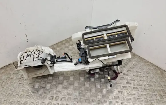 Peugeot 5008 II Interior heater climate box assembly 9811149580 301018043933 5P1300000