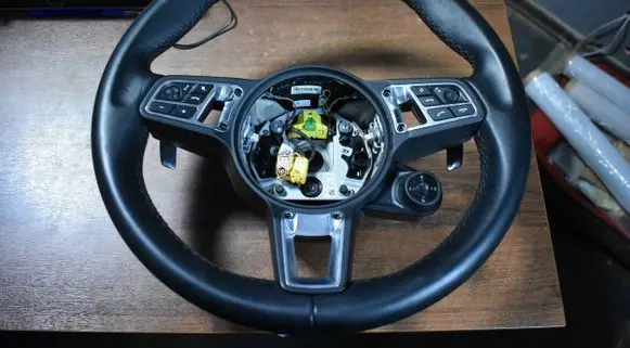 Porsche Cayenne (9Y0 9Y3) Steering wheel 9Y0419091BP555525
