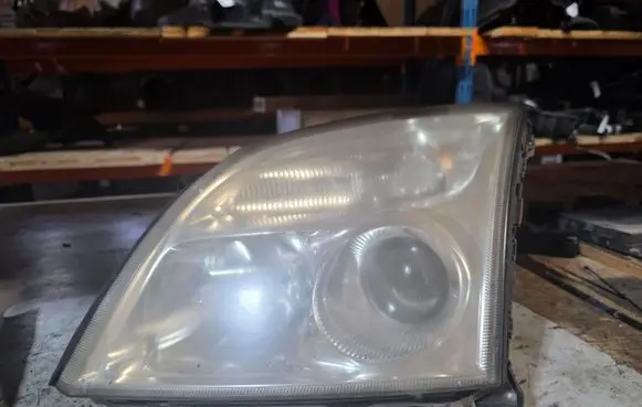 Opel Vectra C Headlight/headlamp