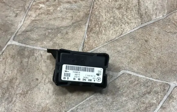Mercedes-Benz C W203 ABS wheel speed sensor A0035429818