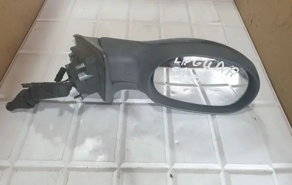 Renault Laguna I Manual wing mirror 872036 PP818070