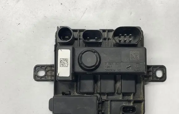 BMW 2 F22 F23 Current control relay 7591534