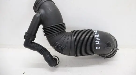 Volkswagen Cross Touran I Air intake hose/pipe 3C0129654P