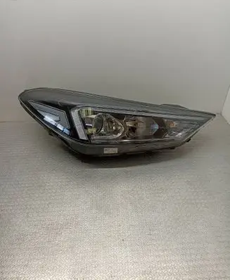 Hyundai Tucson TL Headlight/headlamp 92102D7600 010420191413 R009D600062131