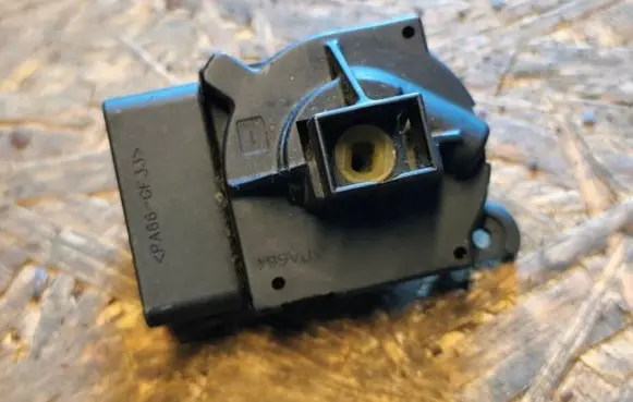 Jeep Grand Cherokee (WJ) Ignition lock contact 56042476AC