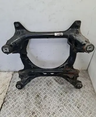 Volkswagen Touareg I Front subframe