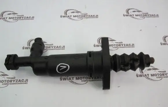 Mini One - Cooper Coupe R56 Clutch master cylinder 6783622