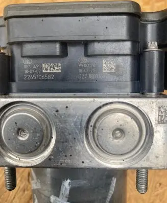 Mercedes-Benz A W177 ABS Pump 2265106582 180702 0273870674
