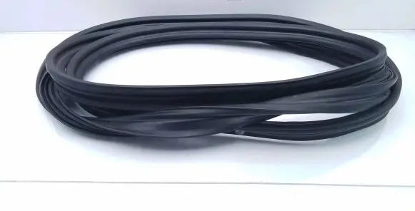 Mitsubishi Outlander Trunk rubber seal (body) 