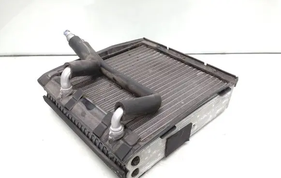 Air conditioning (A/C) radiator (interior)