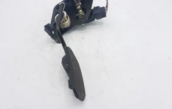 Toyota Corolla Verso AR10 Accelerator throttle pedal 8928152011