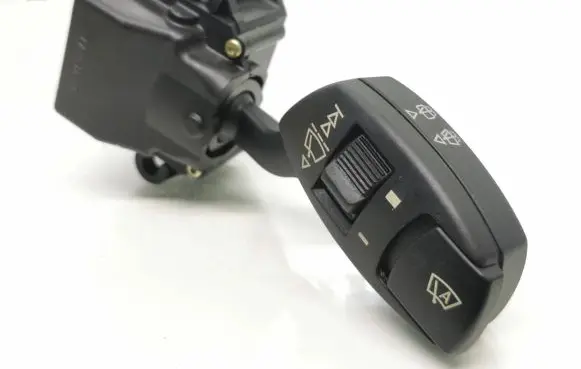 BMW 5 E60 E61 Wiper control stalk 6924107
