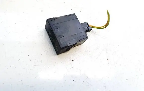 Headlight level height control switch