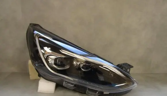 Ford Focus Headlight/headlamp