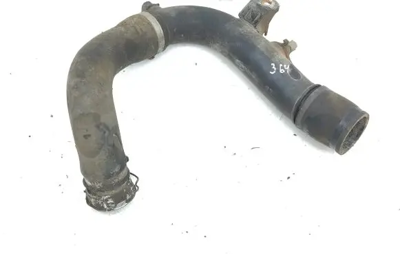 Toyota Avensis T250 Intercooler hose/pipe 173620R011