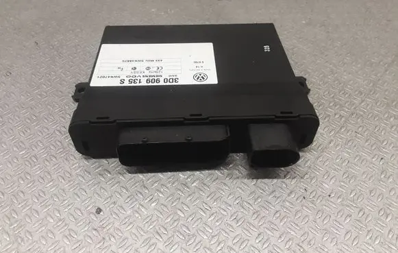 Keyless (KESSY) go control unit/module