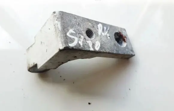 Fiat Panda II Front door upper hinge
