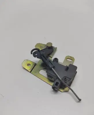 Volkswagen Touareg I Tailgate boot lock/latch motor 7L6827425