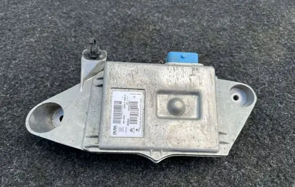 Peugeot 508 Suspension control unit/module 9676577880