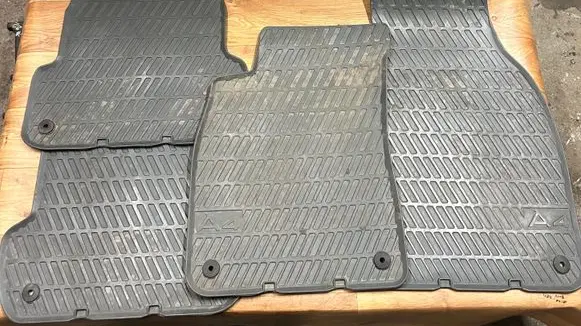 Audi A4 S4 B7 8E 8H Car floor mat set 