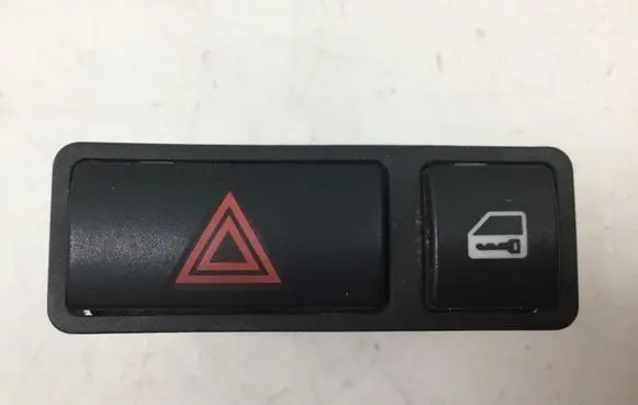 BMW 3 E46 Hazard light switch 8368920