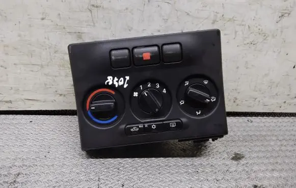Opel Zafira A Climate control unit 90559839