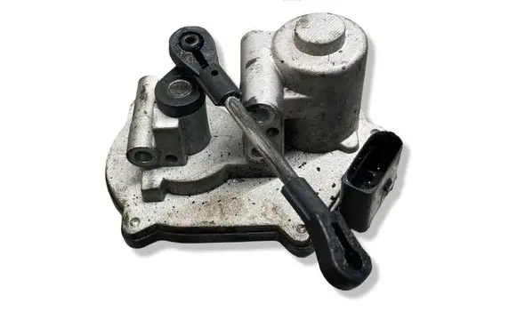 Audi A5 Sportback 8TA Intake manifold valve actuator/motor TVW059129086G 20181025 D2PA