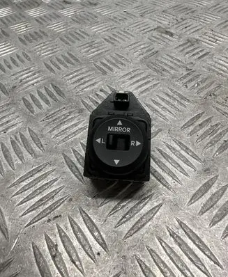KIA Sportage Wing mirror switch 4914801110
