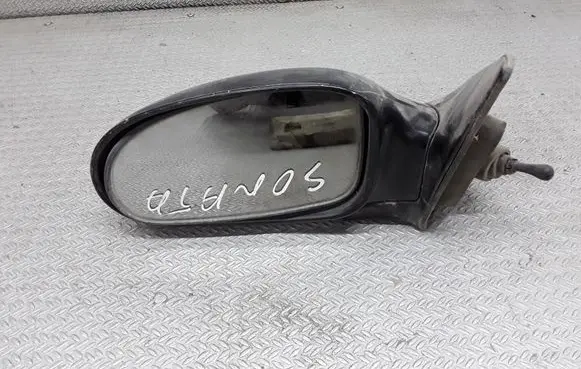 Hyundai Sonata Manual wing mirror 