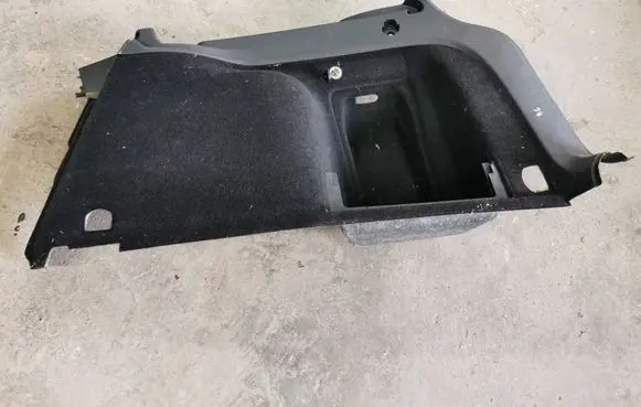 Volkswagen PASSAT B6 Other trunk/boot trim element 3C9867428