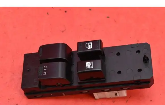Suzuki Swift I Electric window control switch 