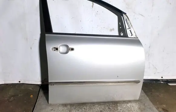 Toyota Avensis Verso Door (2 Door Coupe) 