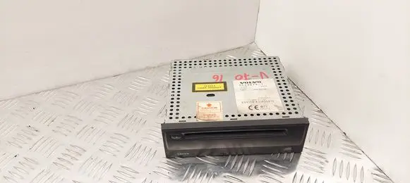 Volvo S70 V70 V70 XC Navigation unit CD/DVD player 35338741