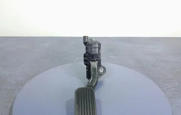 Toyota Prius (XW20) Accelerator throttle pedal 78120-47050