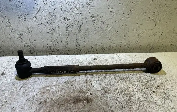 Toyota Avensis T250 Rear control arm