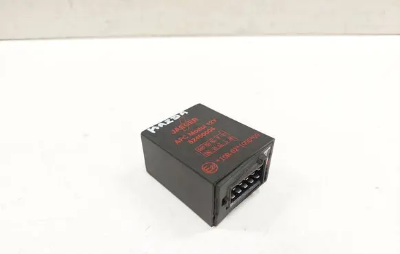 Mazda 5 Tow bar trailer control unit/module 52400006 10R02100600