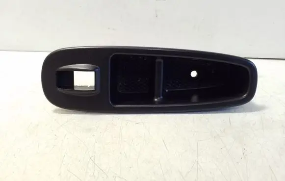 Fiat 500L Other front door trim element 735589738