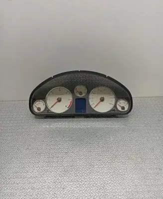Speedometer (instrument cluster)