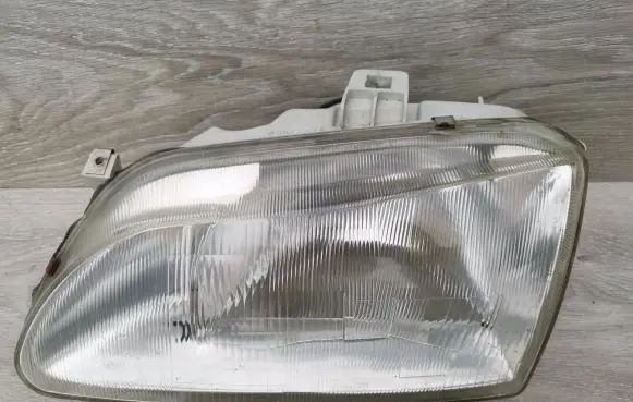 Renault Scenic I Headlight/headlamp 085511121L