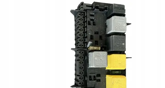 Mercedes-Benz A W176 Fuse box set A2469067100