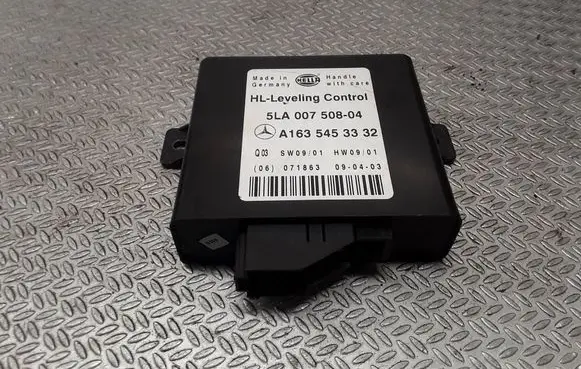 Mercedes-Benz ML W163 Light module LCM A1635453332 5LA00750804