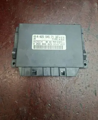 Mercedes-Benz E W211 Parking PDC control unit/module A0255457132 0263004025