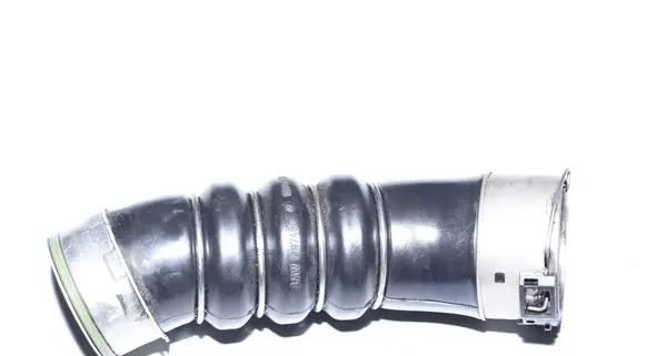 BMW 1 E81 E87 Intercooler hose/pipe 7797480