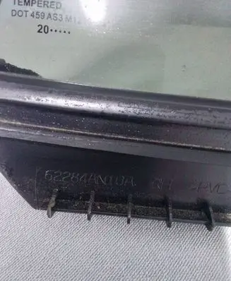 Subaru Outback (BT) Rear vent window glass 62284AV10A