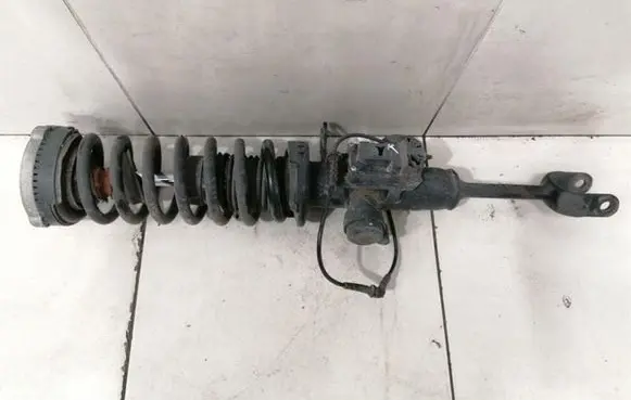 BMW 7 F01 F02 F03 F04 Front shock absorber with coil spring 37116796936